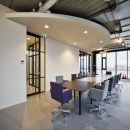 Boardroom with IQ-Single with vertical and horizontal grid