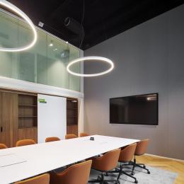 Boardroom with safety double glass walls at the mezzanine 