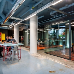 Double glazed meeting room