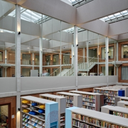 Library at Herta Mohr building at Leiden University.