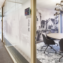 High-quality glass partitions for offices
