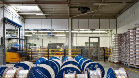 Glass deviding wall in production hall at Graf Holland in Enschede