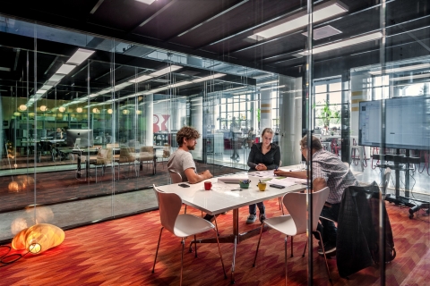 Double glazed meeting room