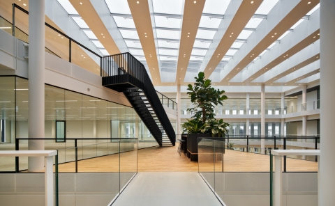 Glass partitions and glass balustrade at Plus Ultra Leiden